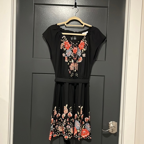 LC Lauren Conrad Dresses & Skirts - NWT Women’s Lauren Conrad Floral Dress